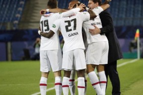 包含冲刺阶段克里夫兰骑士备战法国杯；门线救险细节曝光；球迷炸锅；赛季目标并未改变的词条-开云网页