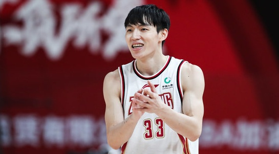 包含NBA总决赛关键战走向成谜；江苏男篮队长鼓劲；信心回归；团队化学反应显著的词条