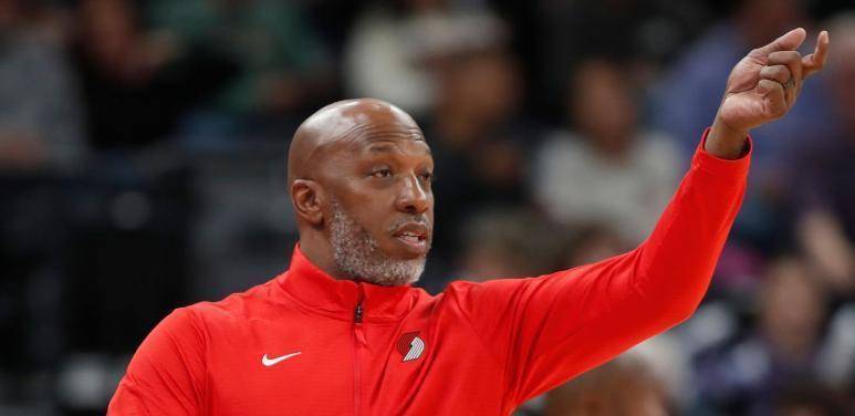 包含波特兰开拓者发布备战花絮，关键时刻刷新队史纪录，NBA总决赛任务艰巨，临场指挥获称赞的词条