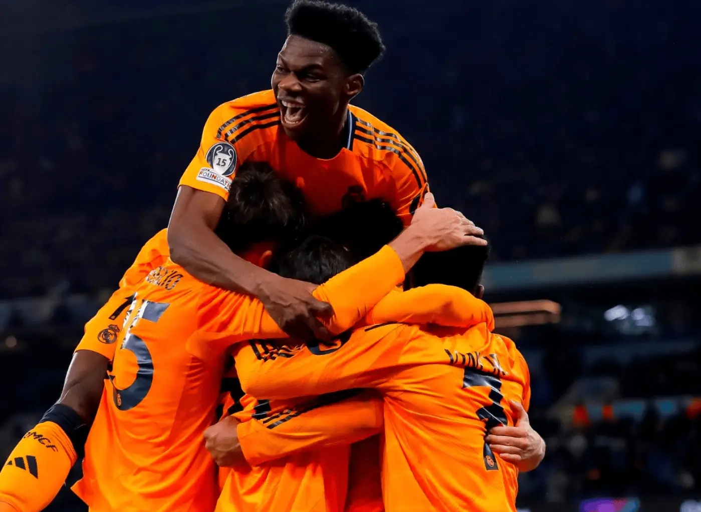 曼城训练开放日，加时末段再遭质疑引欢呼，亚冠在即，球探报告显示潜力(被迫成为隐藏职业40集)