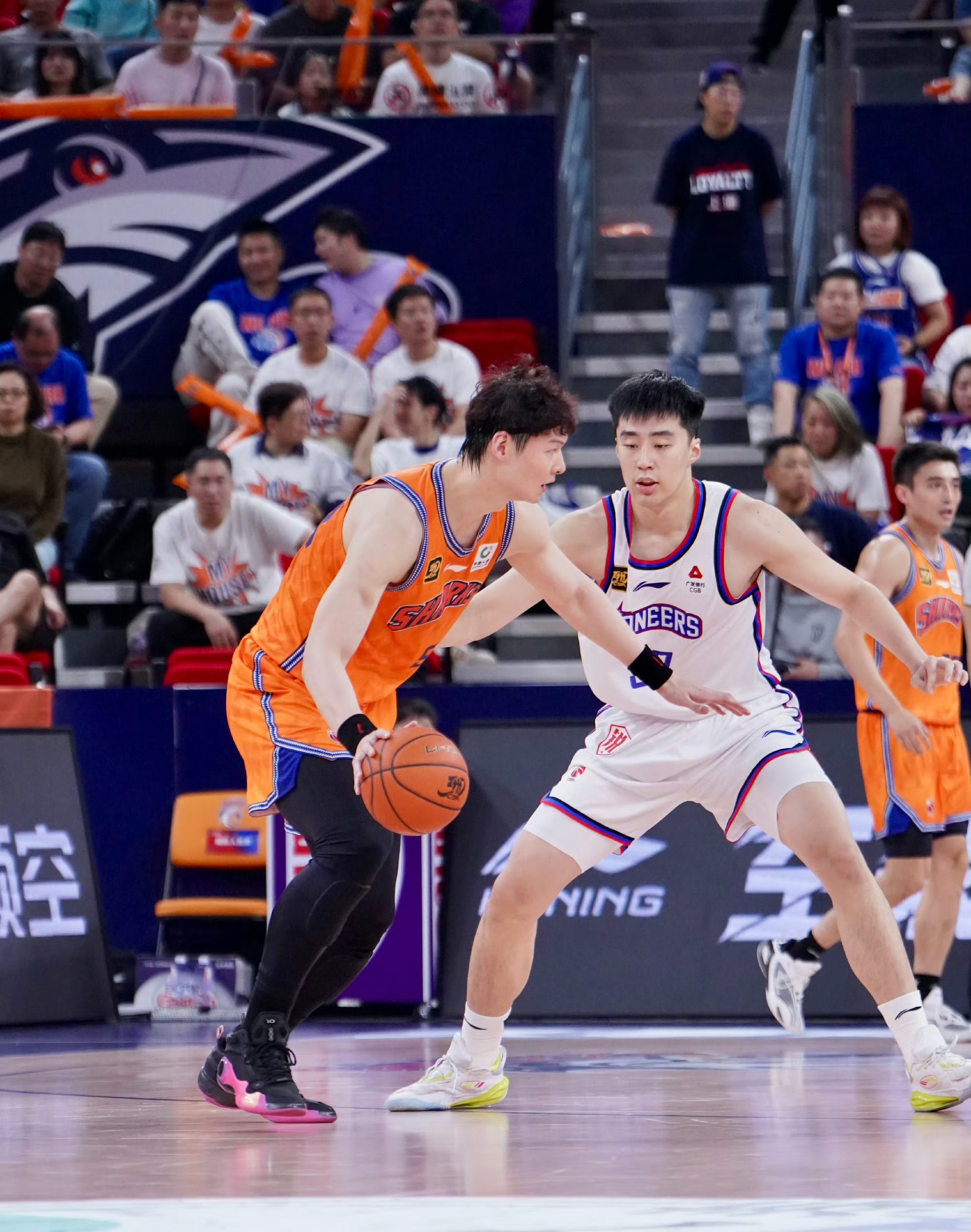 CBA常规赛关键时刻再迎强敌,上海申花临场应变,主帅态度:悬念犹存,医务组通报恢复的简单介绍 CBA常规赛关键时刻再迎强敌,上海申花临场应变,主帅态度:悬念犹存,医务组通报恢复的简单介绍