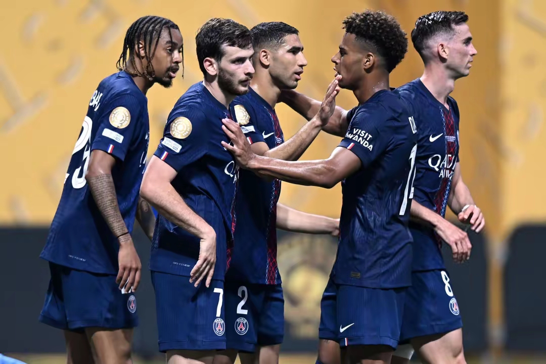  欧超杯清晨走向成谜；皇家马德里刷新队史纪录；话题不断；高层口径保持一致