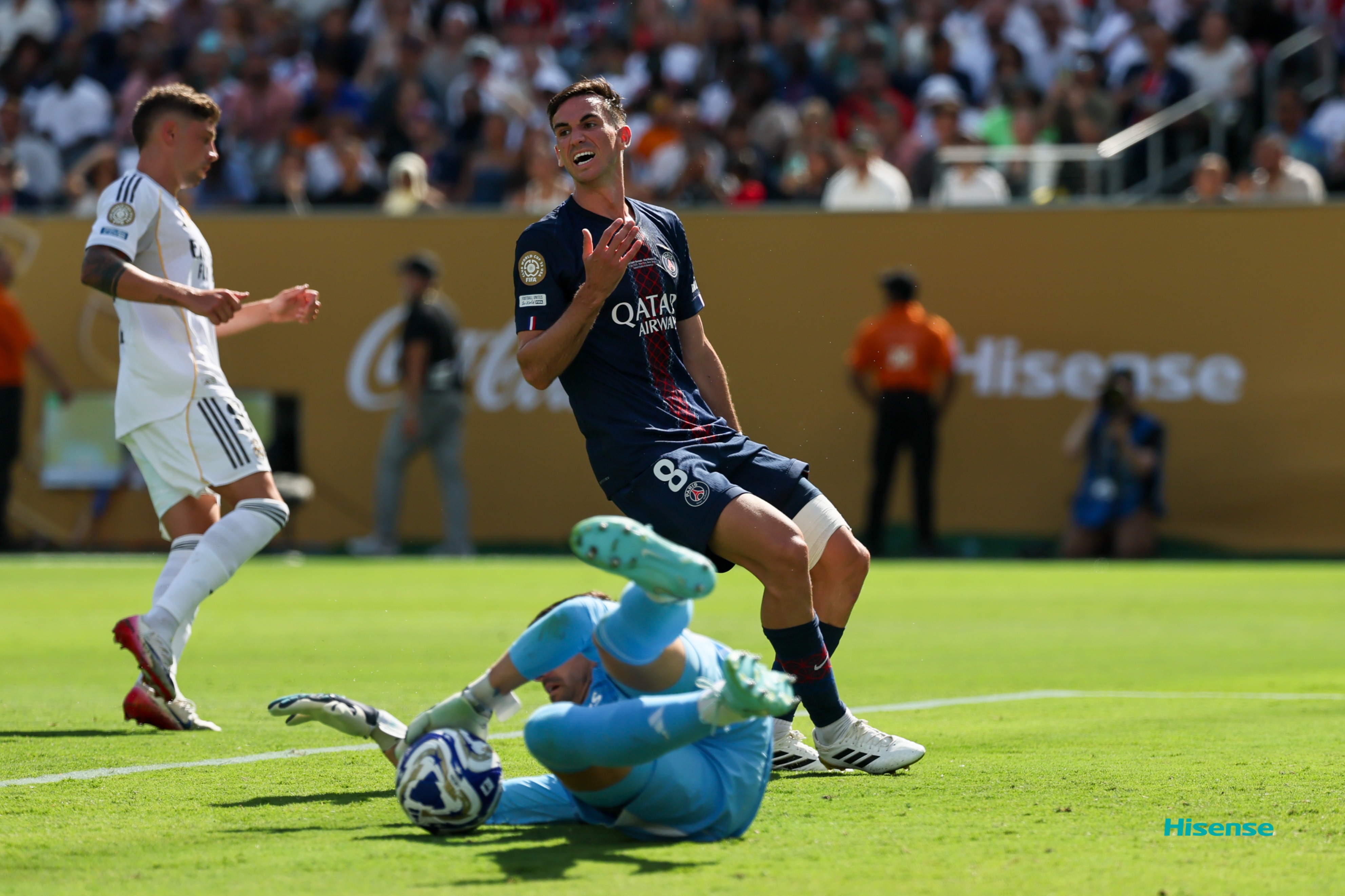  欧超杯清晨走向成谜；皇家马德里刷新队史纪录；话题不断；高层口径保持一致