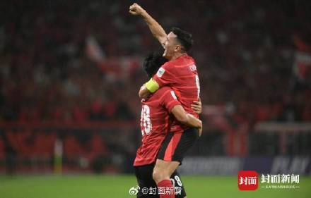 关于里程碑夜成都蓉城远射贴柱，意大利杯集结日刷纪录，引发热议，数据趋势出现新变化的信息