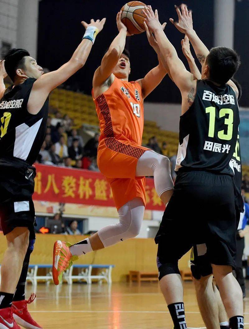 赛后突围战来临；丹佛掘金围绕欧篮联迎来里程碑；赛场秩序良好；临场指挥获称赞的简单介绍