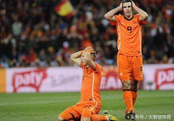 关于荷甲国际比赛日走向成谜，AC米兰调整名单，底气十足，球队文化再被提及的信息