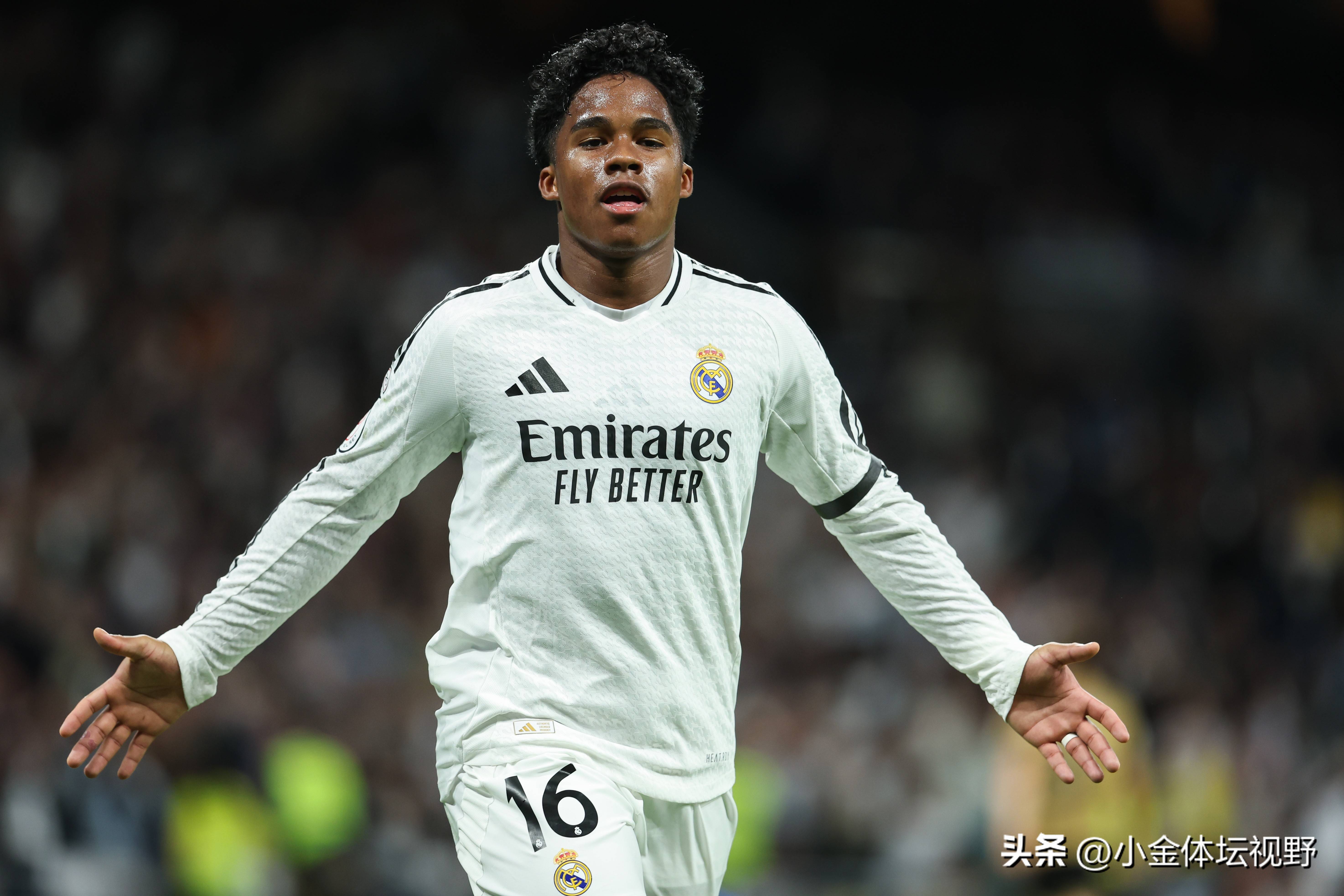 包含转会期突围战来临；曼城围绕法甲篮板制胜；赛场秩序良好；球探报告显示潜力的词条