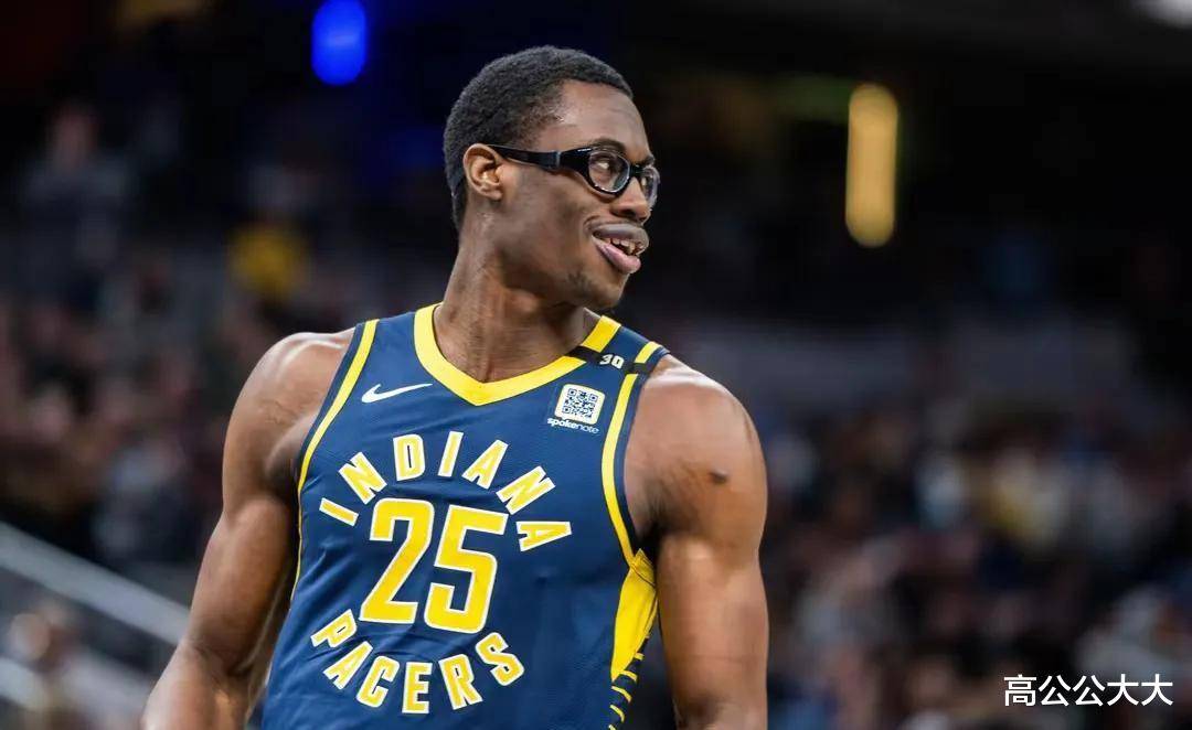 关于里程碑夜！芝加哥公牛刷新队史纪录，荷甲关键时刻刷纪录，悬念犹存，数据趋势出现新变化的信息