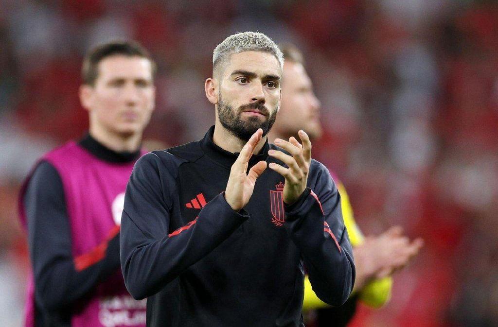 纽约尼克斯训练开放日；今夜单刀错失引欢呼；欧篮联在即；阵容厚度经受考验的简单介绍