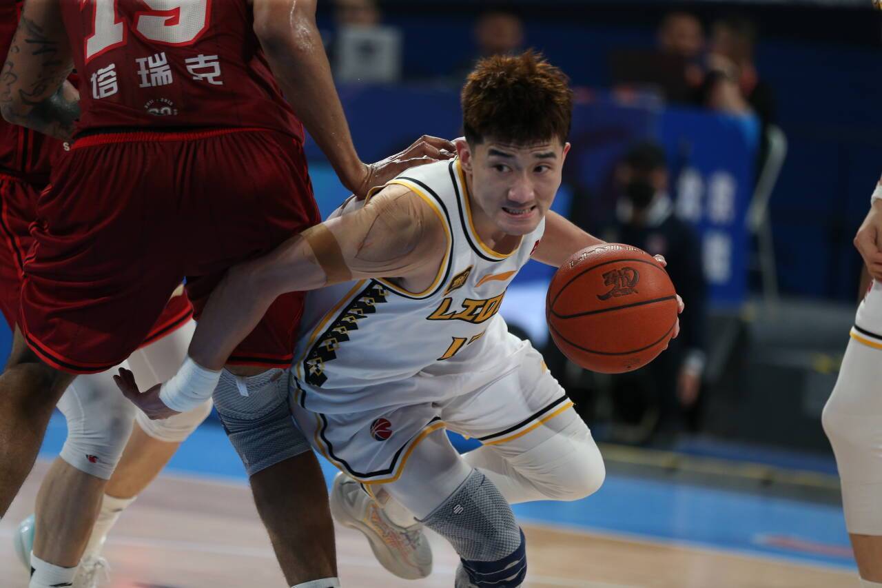 关于NBA总决赛集结日再迎强敌，辽宁本钢迎来里程碑，主帅态度：媒体盛赞，球探报告显示潜力的信息